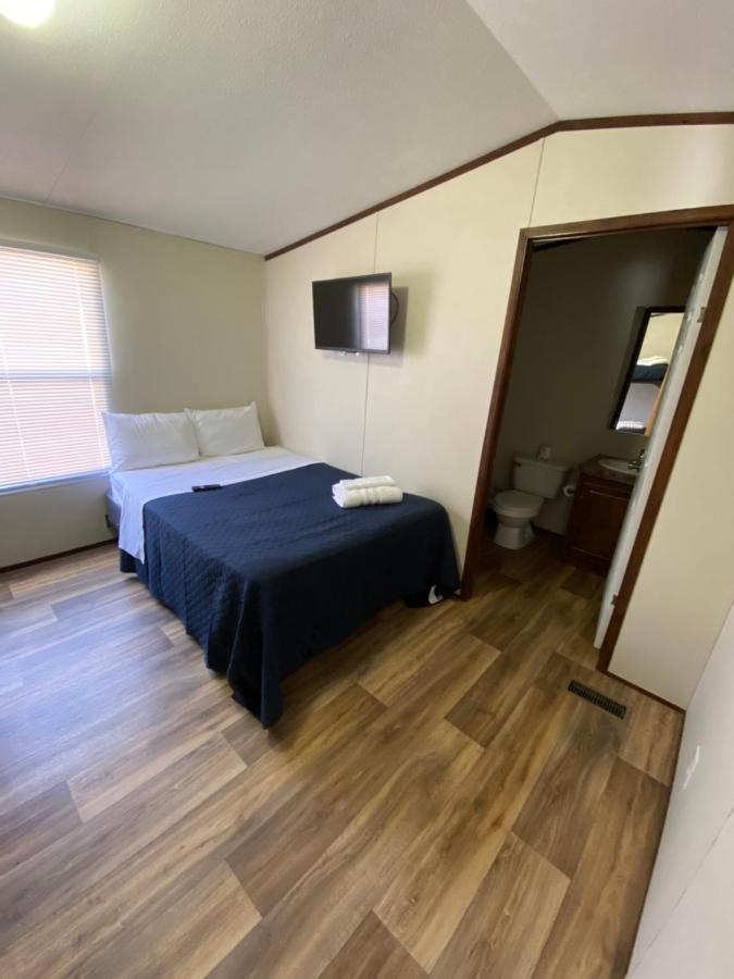 Custom Touch Village Sulphur Esterno foto